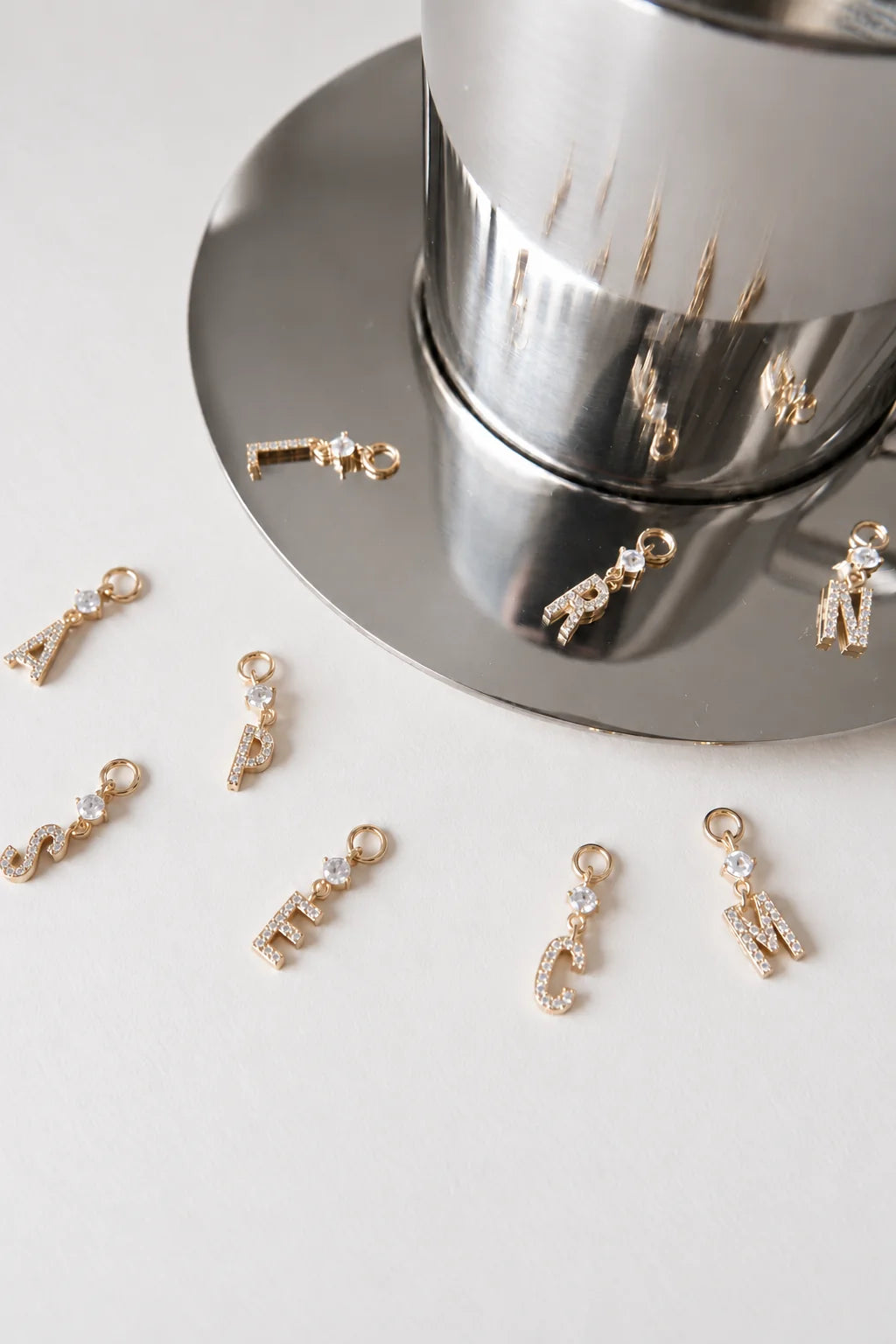 Nouvelle collection Charme lettre boucles d’oreilles Pohesia